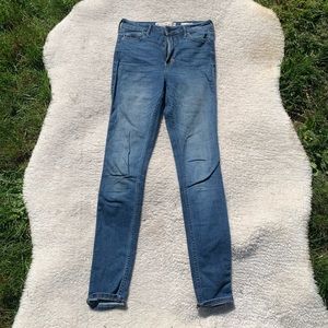 Hollister High Rise Super Skinny jeans